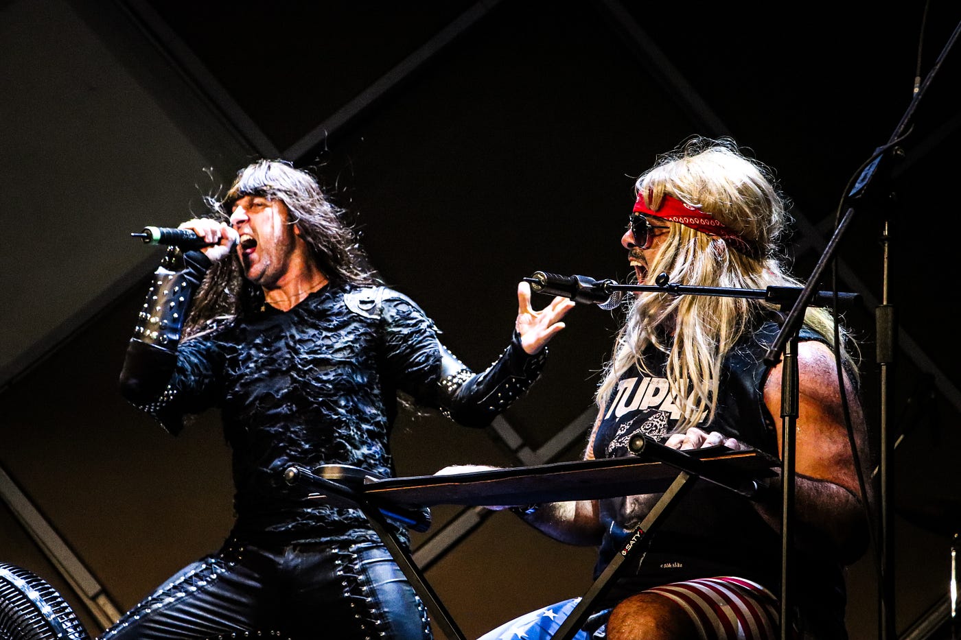 Resenha Crítica: Massacration honra o Dia Mundial do Rock em uma apresentação extremamente…