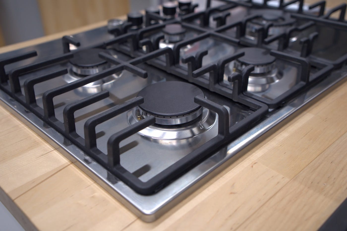 Choosing The Right Cooktop Without Losing Your Mind