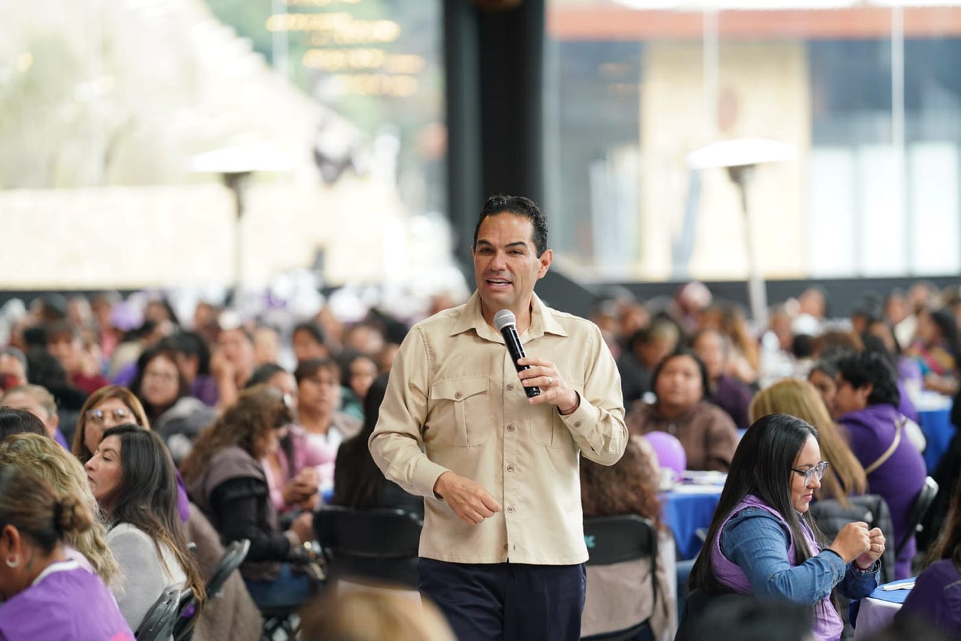 Más allá del 8M: liderazgo político y compromiso con las mujeres en la agenda pública