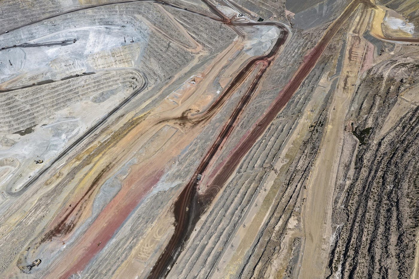 📰 Copper Is Becoming a Strategic Asset — From AI to Defense, Supply Is Falling Behind