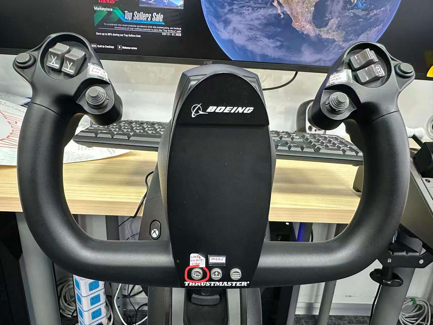 Figure 3: The View-changing Button on The Yoke