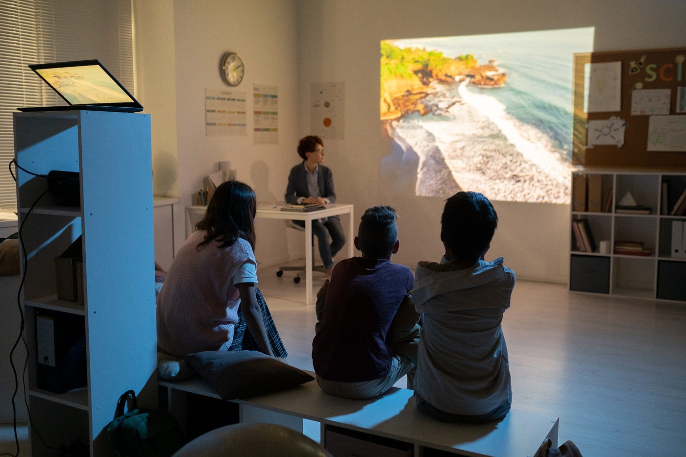 Why Classroom Projectors Matter More Than Ever