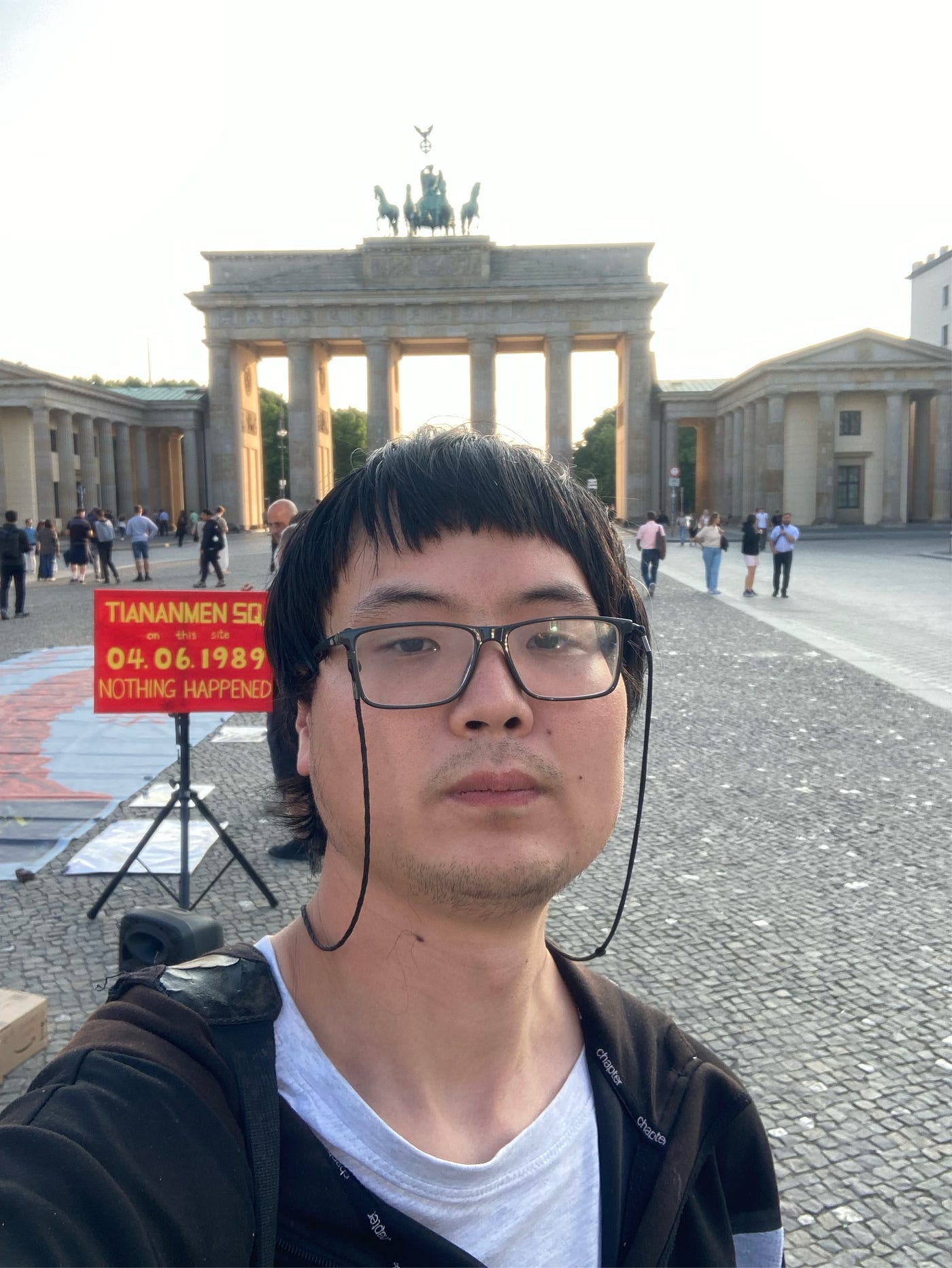 Chinese Writer Wang Qingmin Organizes and Participates in 36th Anniversary Commemoration of June…
