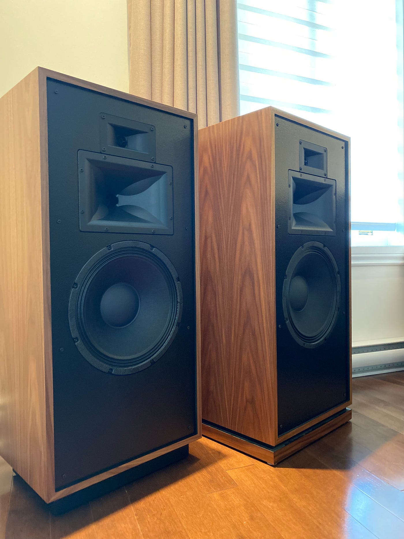 Klipsch Forte IV review and comparison to Forte III | by HiFi Setup | Jul,  2023 | Medium