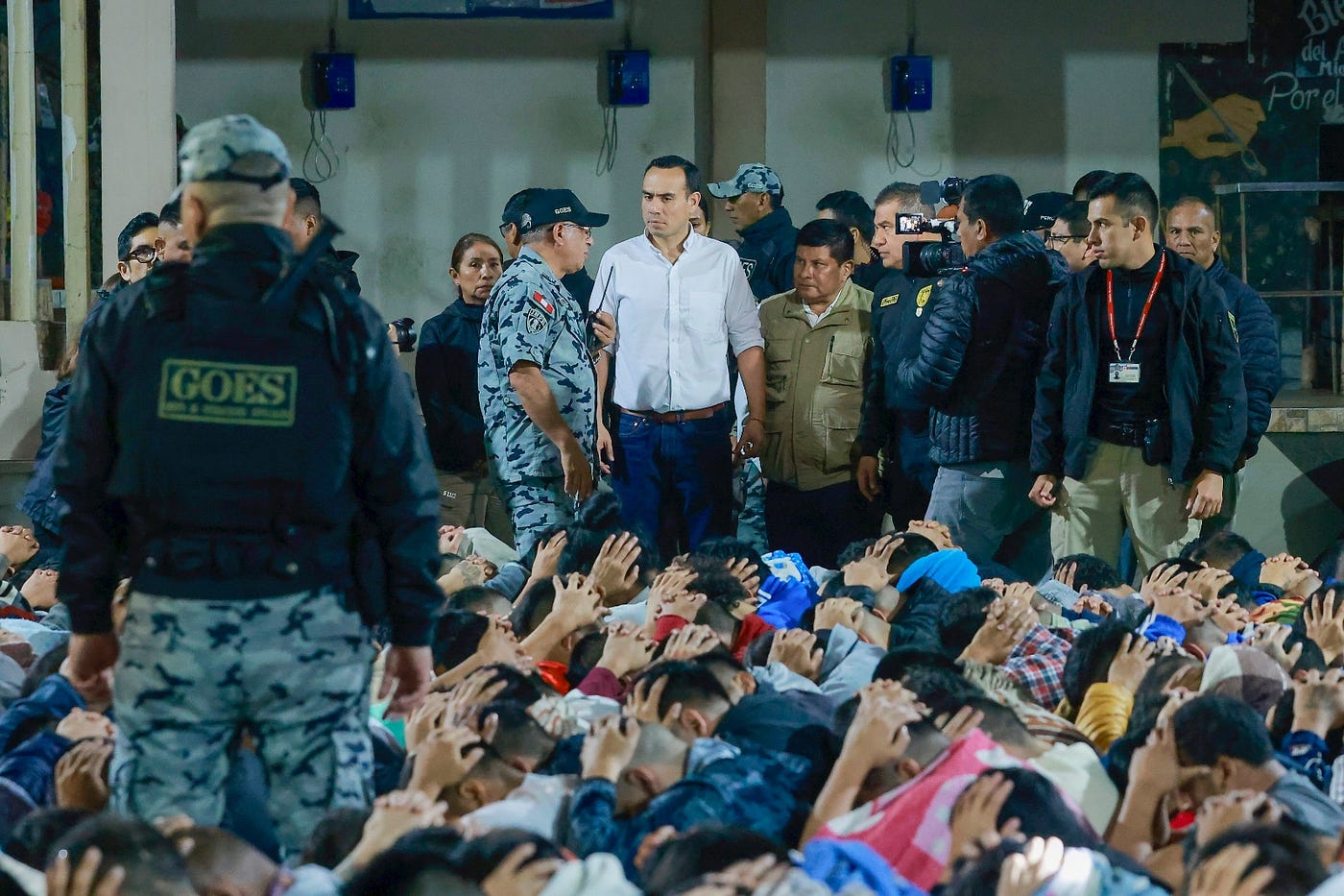 A Bukele-Style Fight Against Crime: José Jerí Seeks to Consolidate His Government Amid Criticism…