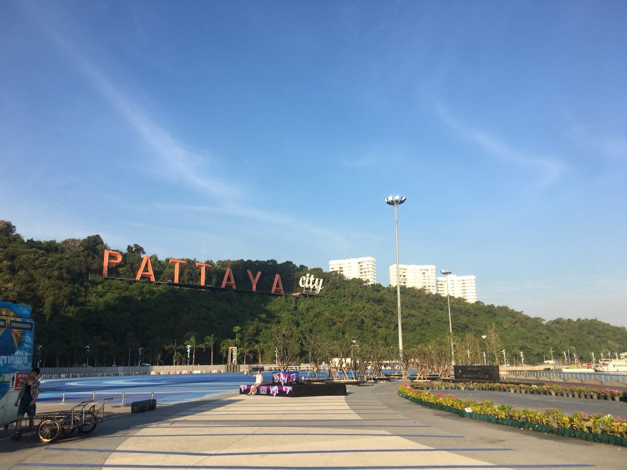 Тай-Тай-Улетай. Безжалостная Паттайя | By Marina Nikitchuk | Medium