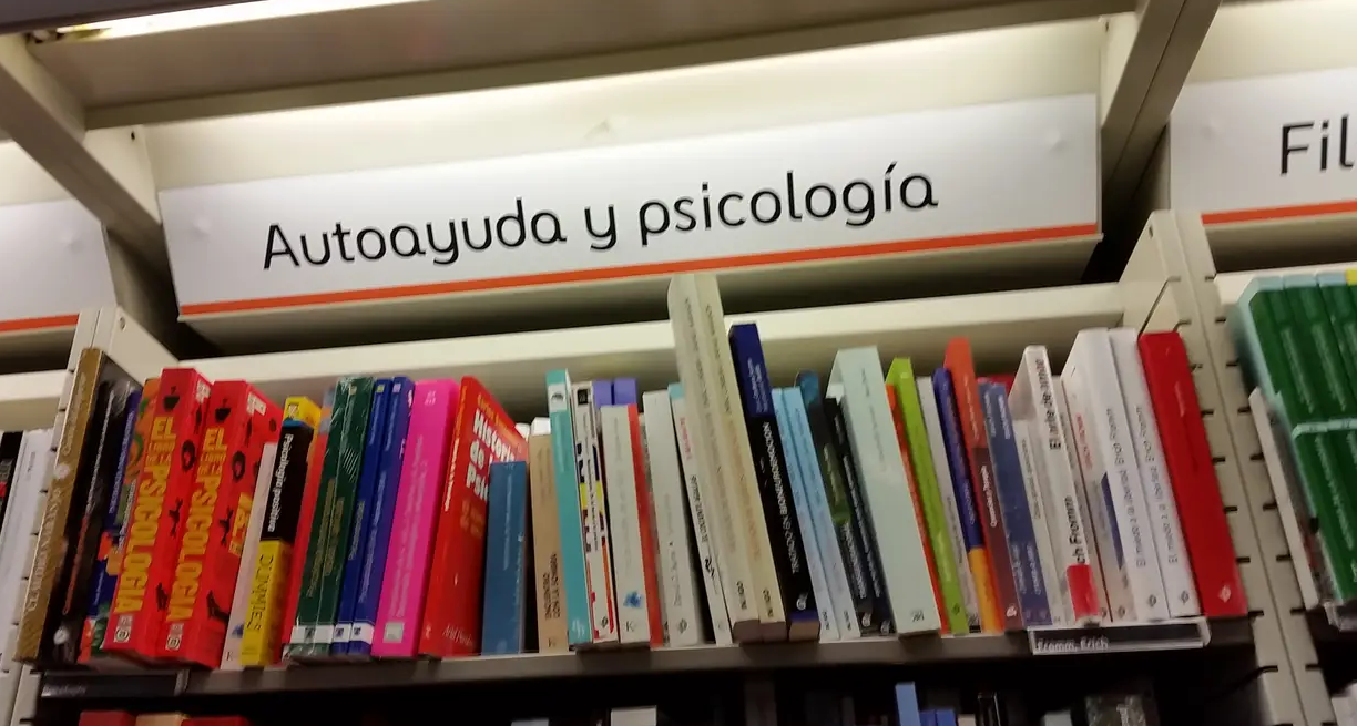 5 razones para leer libros de autoayuda • Objetivo Coaching