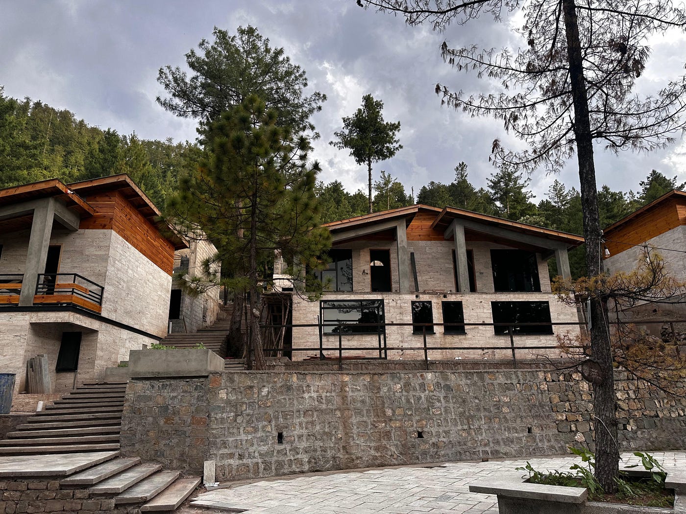 5 reasons why Holiday Country Club Murree should be your next holiday retreat: