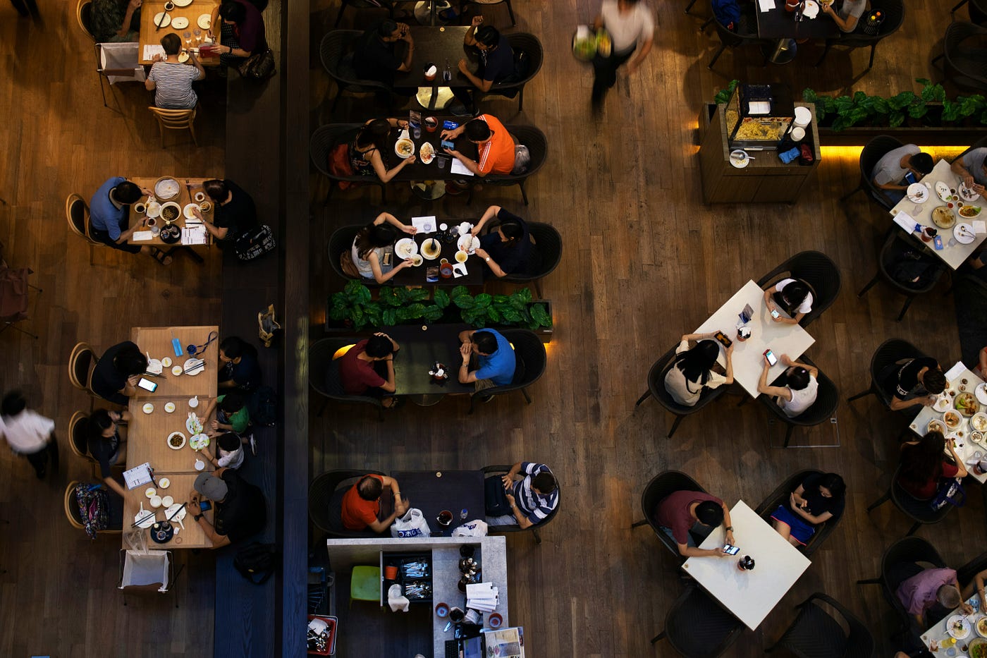 Giving Restaurant Customers Comfort Through Layout Optimization