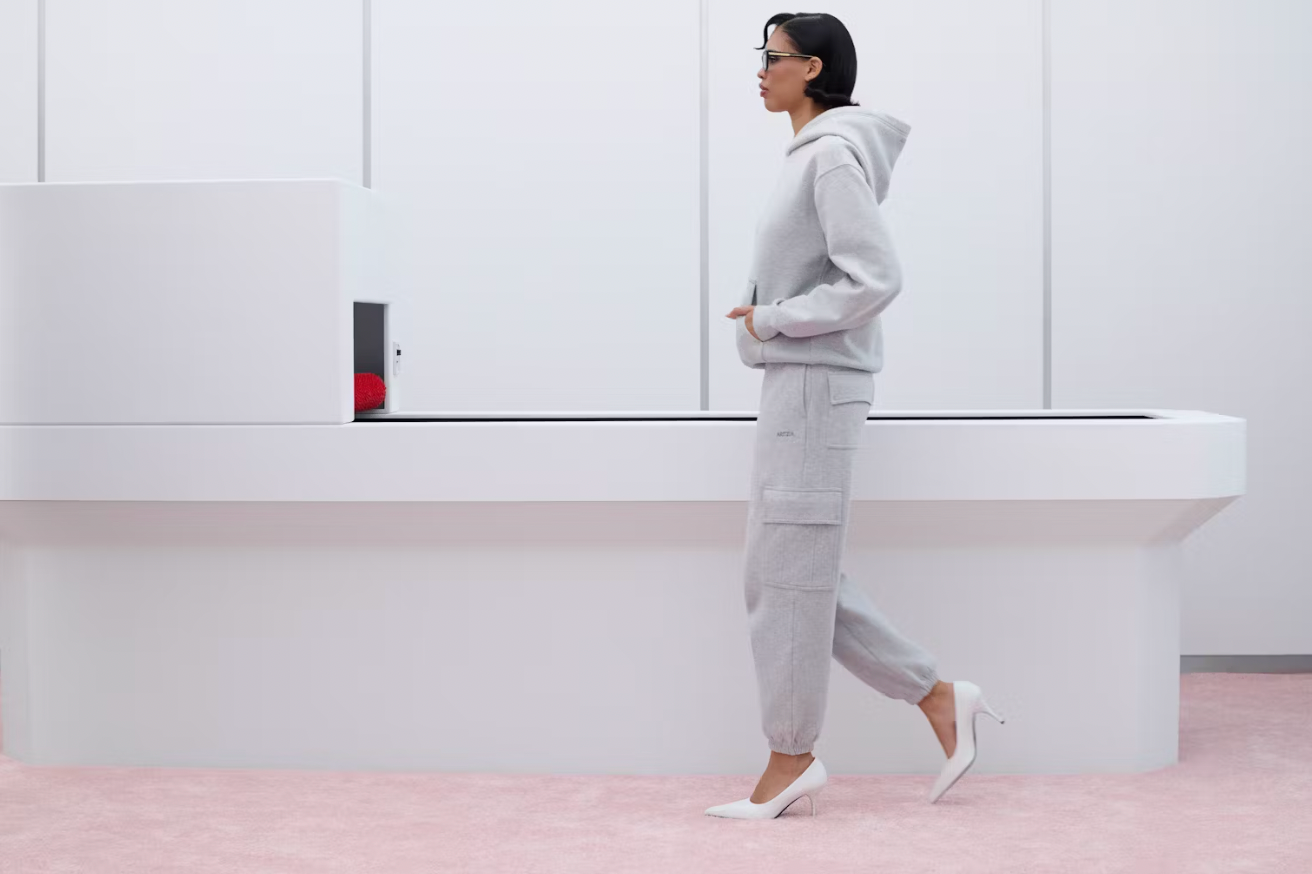 Nara Smith for Aritzia Sweatfleece Campaign | by The Modish Mix