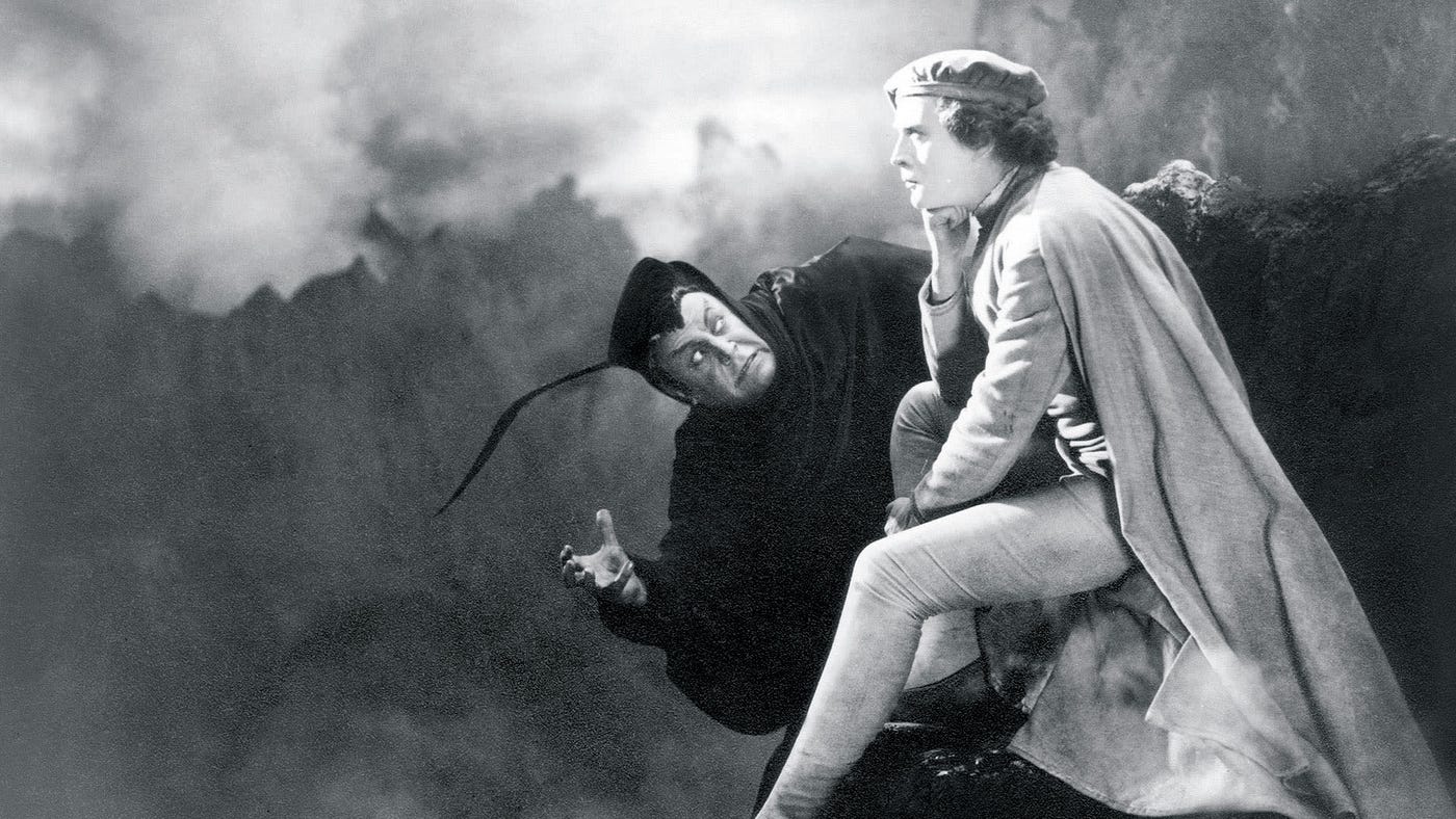 Captura de uma cena do filme Faust (1926).