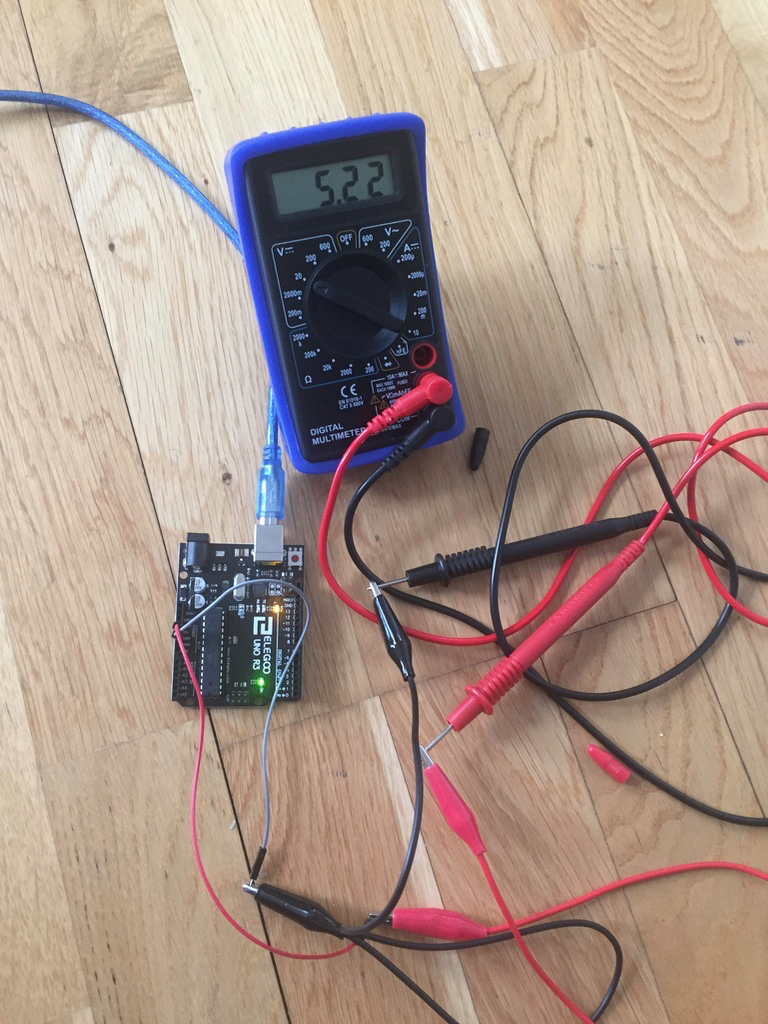 Arduino GPIO output showing 5V