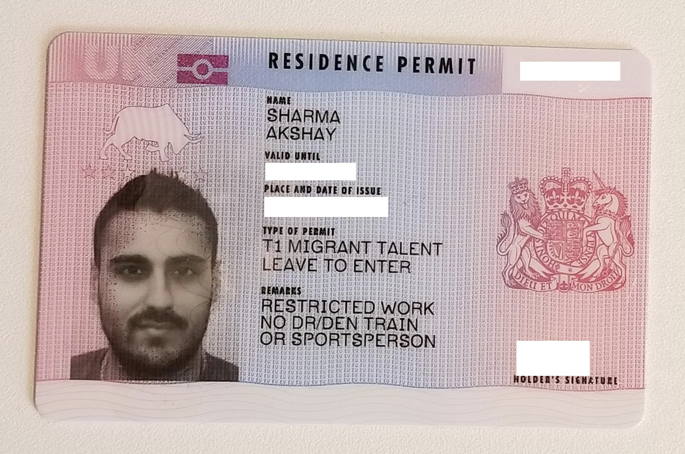 How to Spot a Fake ID & Protect Your Business from it - iDenfy