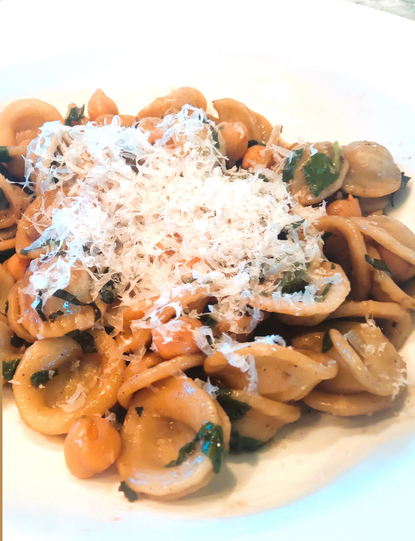 “Little Ears” Pasta and Chickpeas Were Made for Each Other