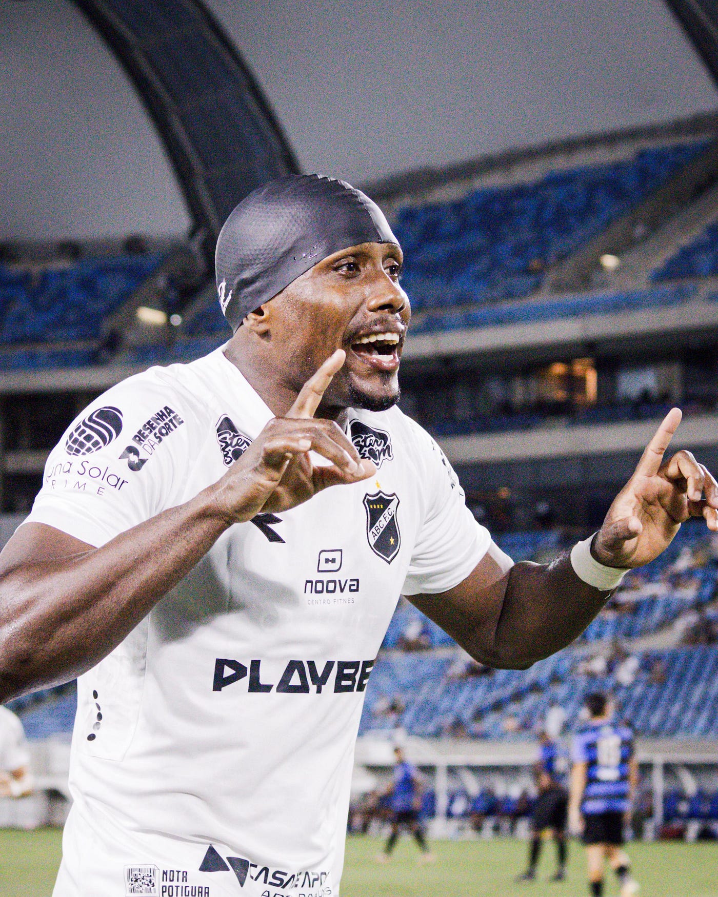 Fim do jejum: ABC goleia o Laguna e volta a vencer em casa no Brasileirão