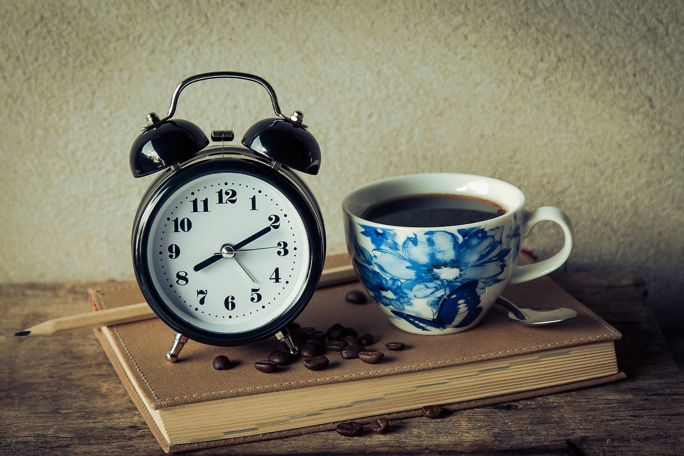 Wake up with coffee brewed by your alarm clock - PLAIN Magazine