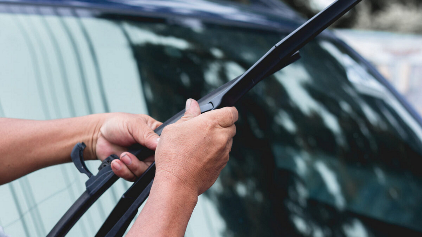 Beyond Rain: Uncommon Uses for Wiper Blades You Never Thought Of | by  Uniwiperblades | Medium