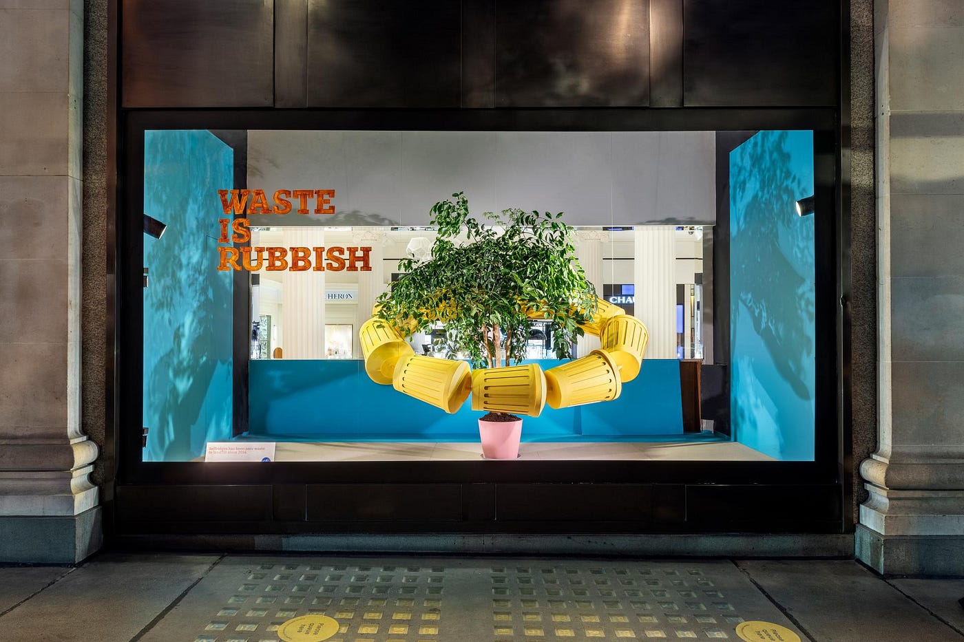 The Why, Wow and How of Sustainability in Visual Merchandising