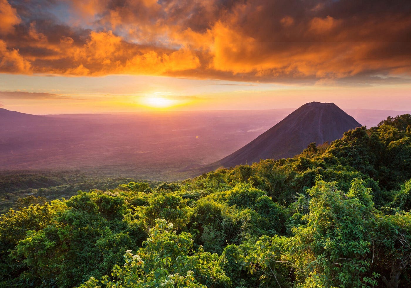 El Salvador — Experiencias