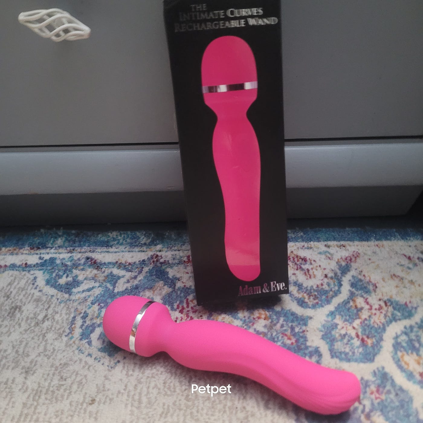 Toys Wanna Have Fun: A Buzzing Sex Toy Review | by Petunia Petals |  ILLUMINATION | Medium