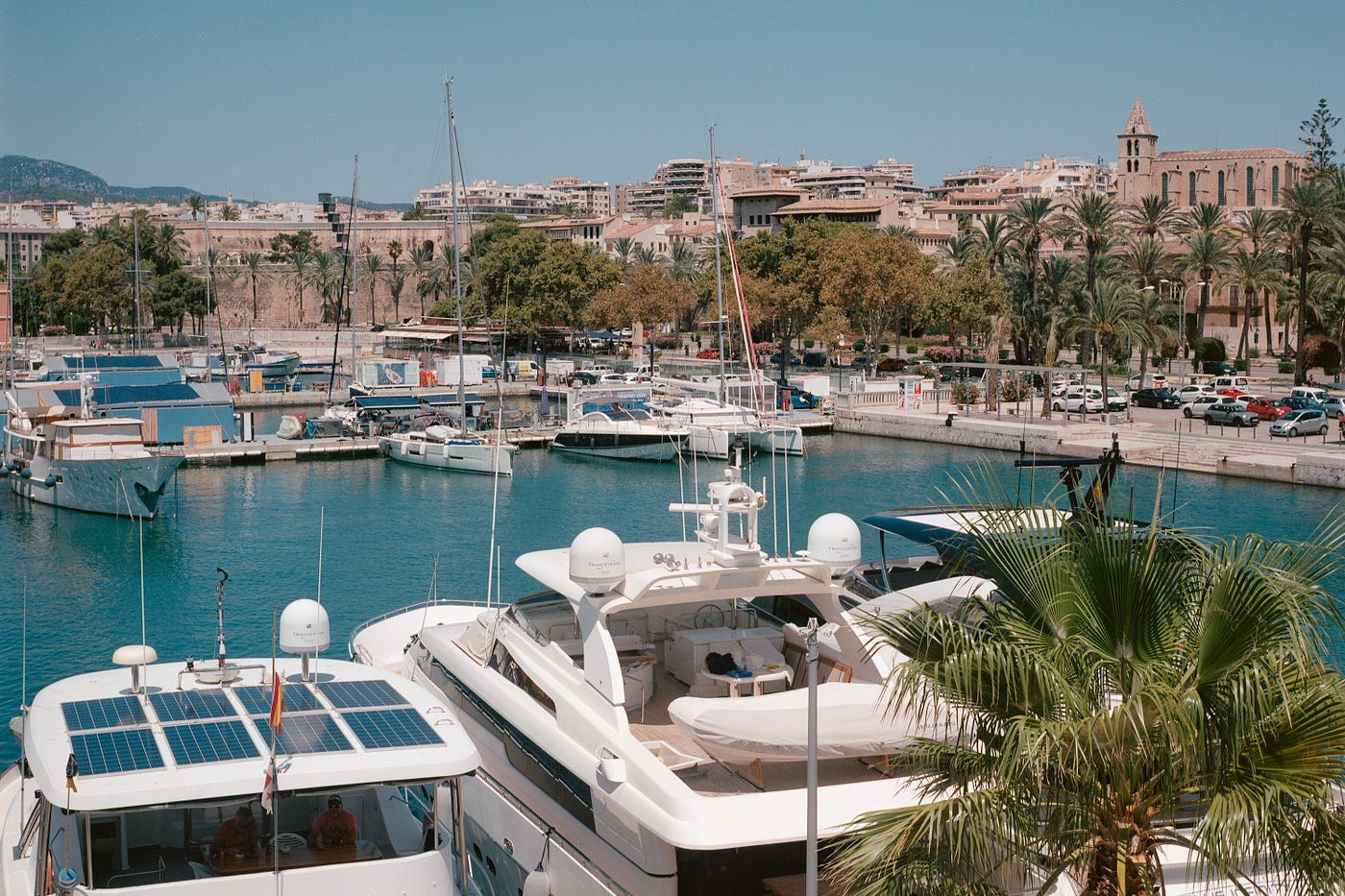 Palma de Mallorca on Yashica Mat 124G and Kodak Ektar 100, August 2020