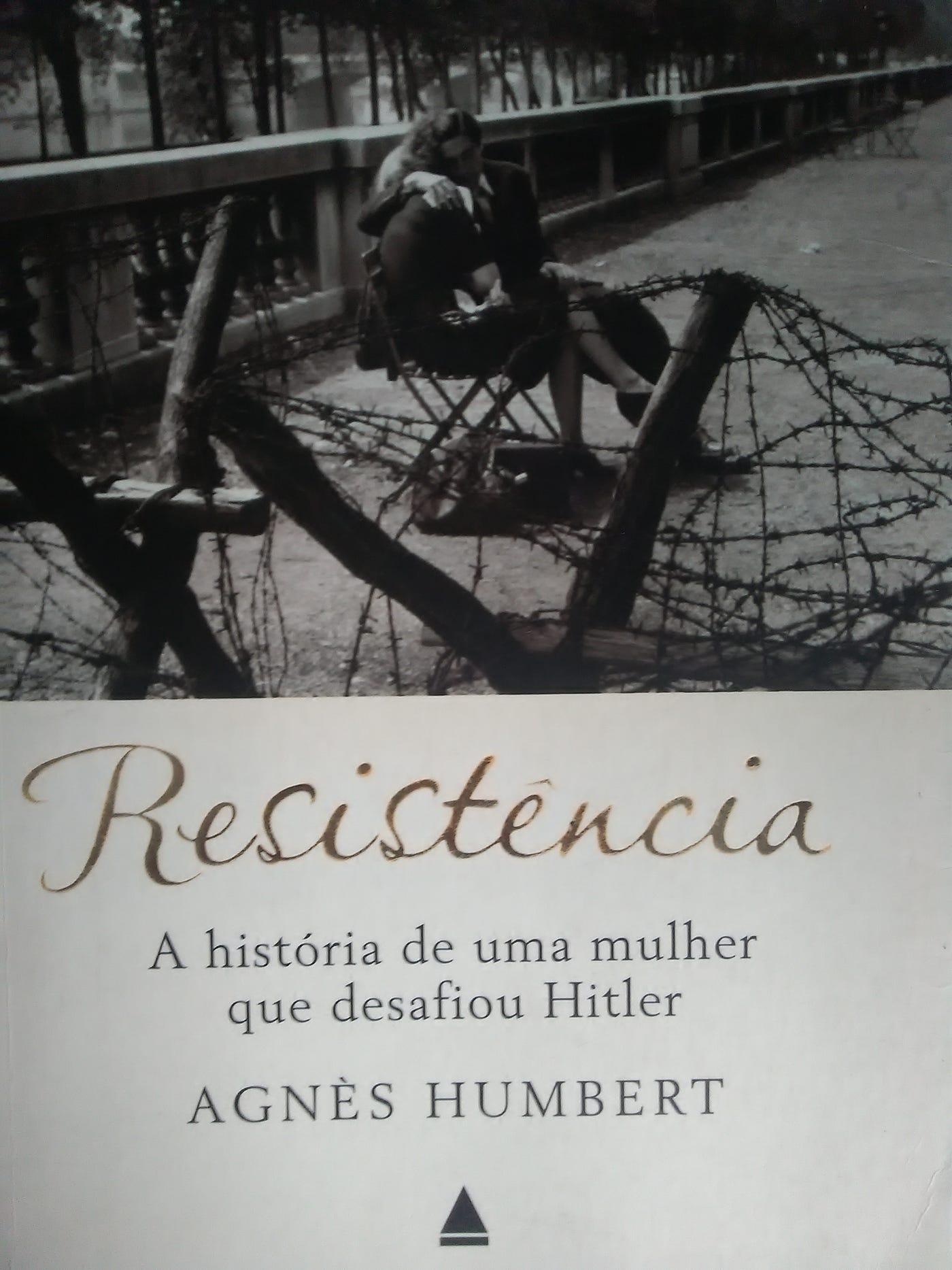 Histórias reais: Resistência (Agnès Humbert) | by Paragraf | Medium