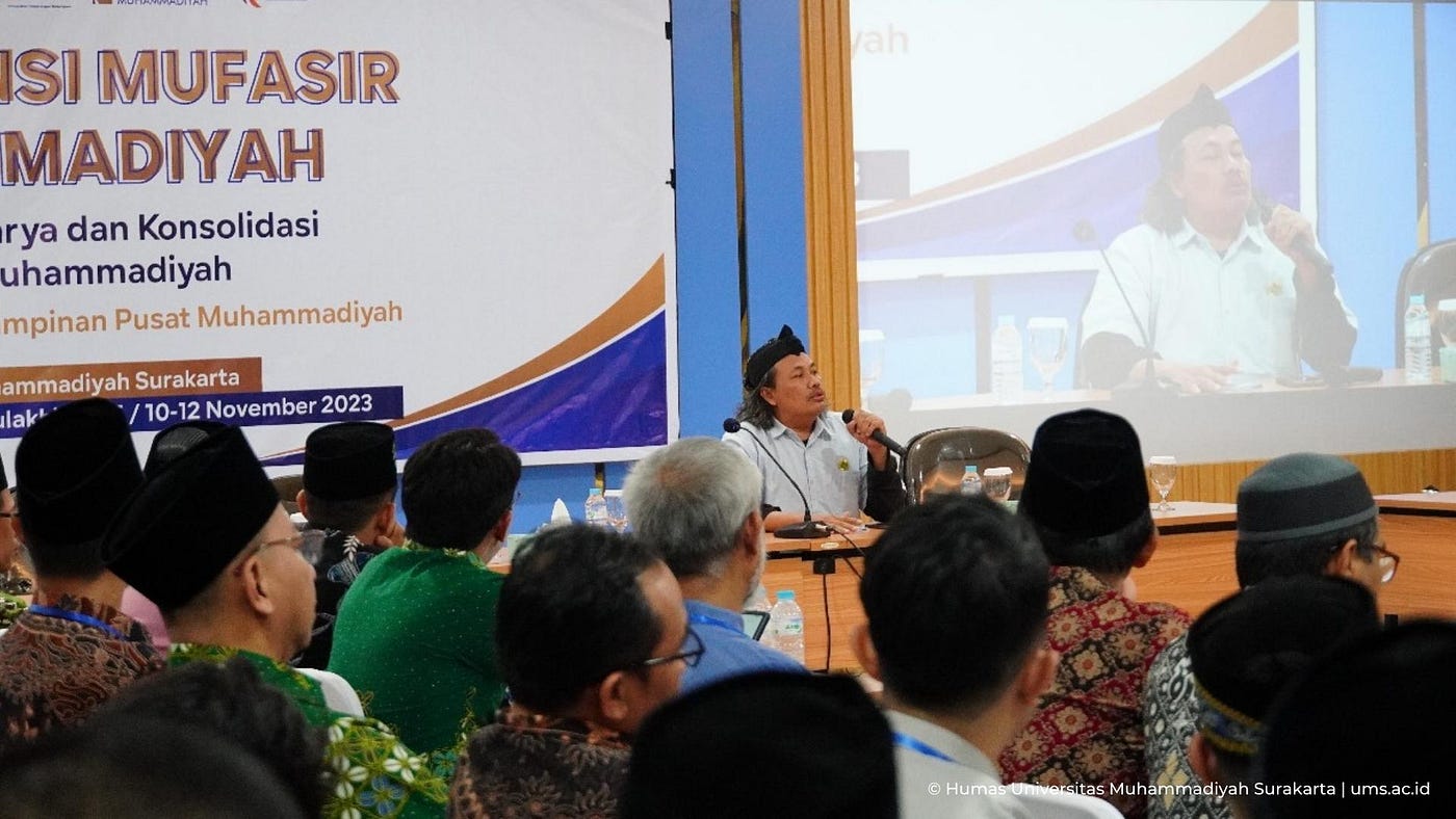 Bacakan Puisi di Depan Peserta Konferensi Mufasir Muhammadiyah, Kiai Cepu Sampaikan Makna Mendalam