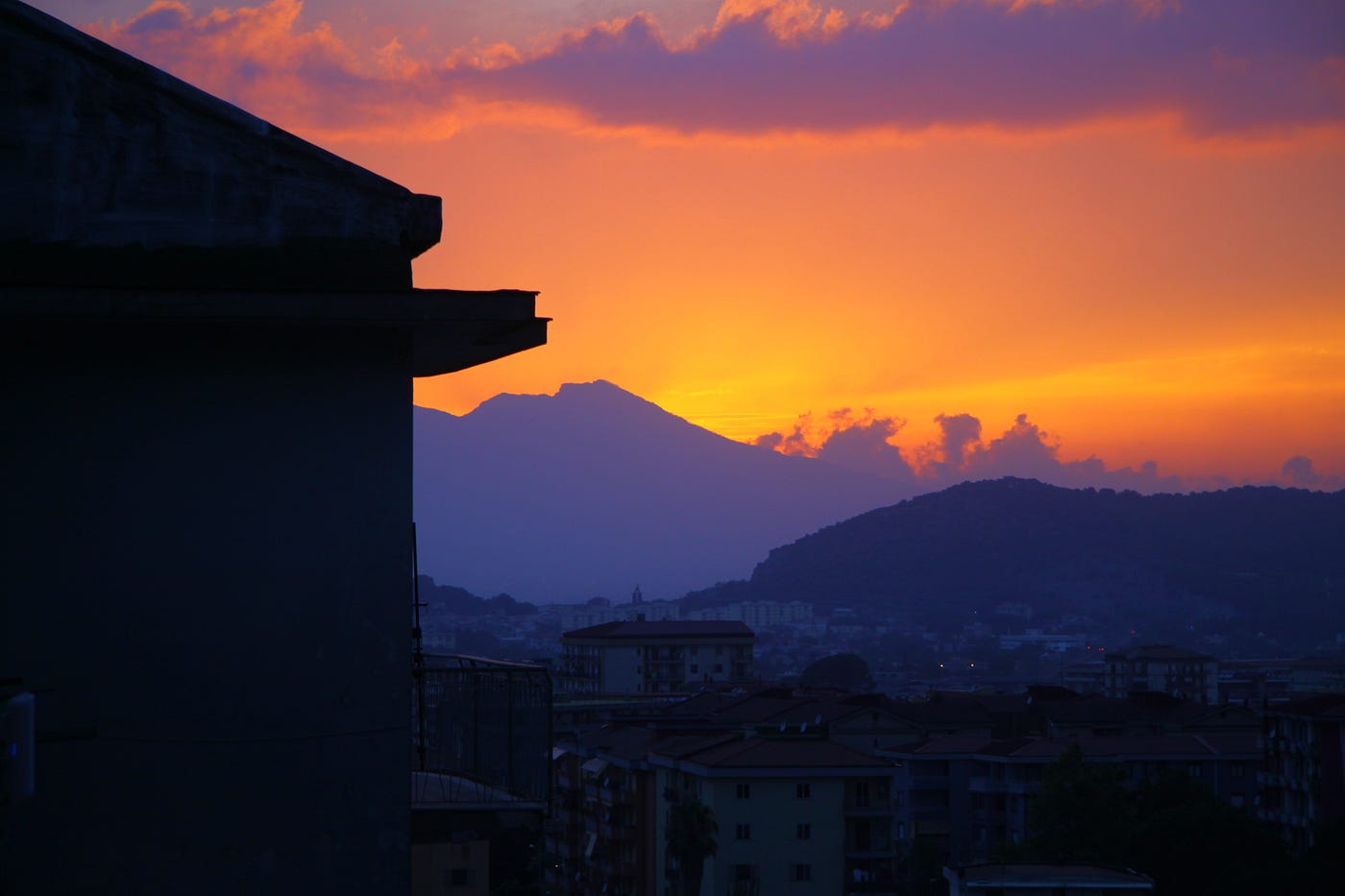 Mount Vesuvius as seen from my balcony in Nocera Superiore, Italy. Photo by author.