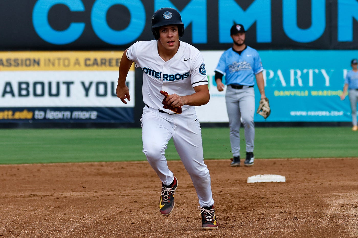 Danville scores early in win over Elizabethton in Appy League action Thursday night