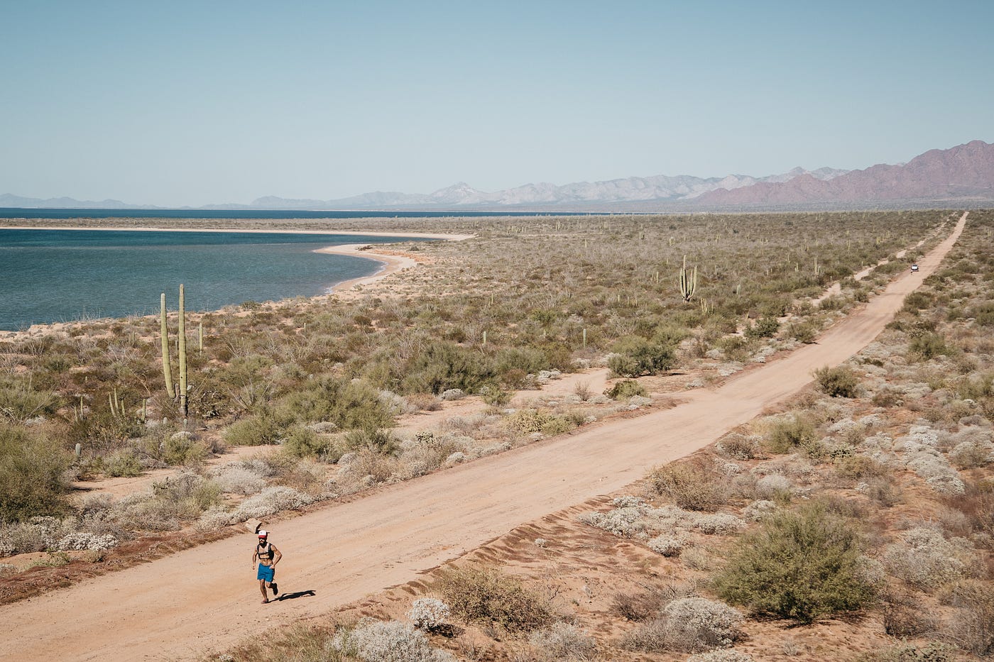 Cronología de 90km corriendo por el desierto | by Manuel Morato | Medium, image size:1400x933