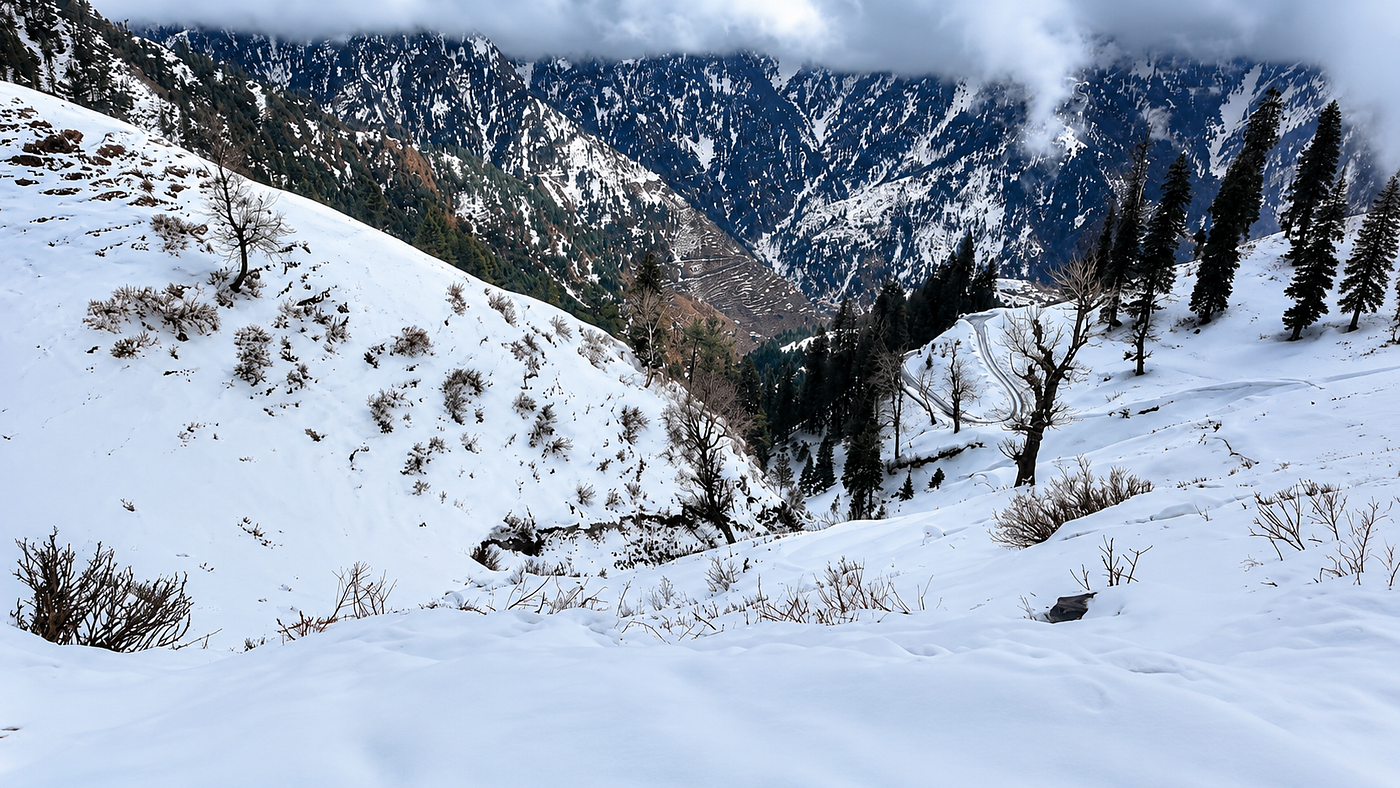 Dao Khan Top — The Untouched Beauty of Leepa Valley, Azad Kashmir
