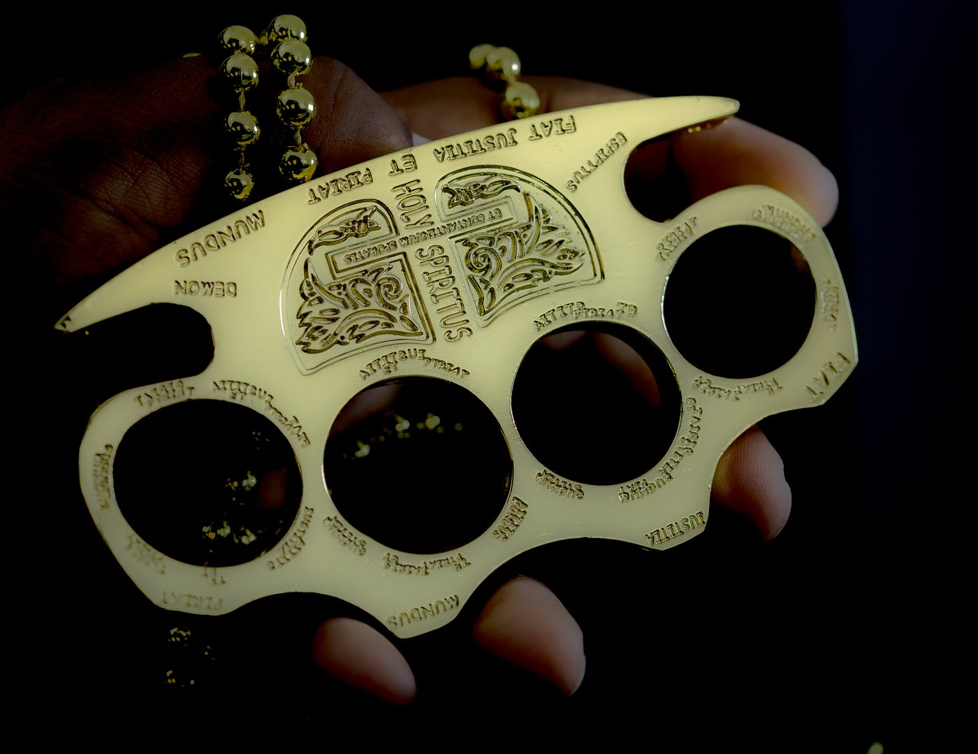 All About Brass Knuckles: Interesting History and Modern Facts