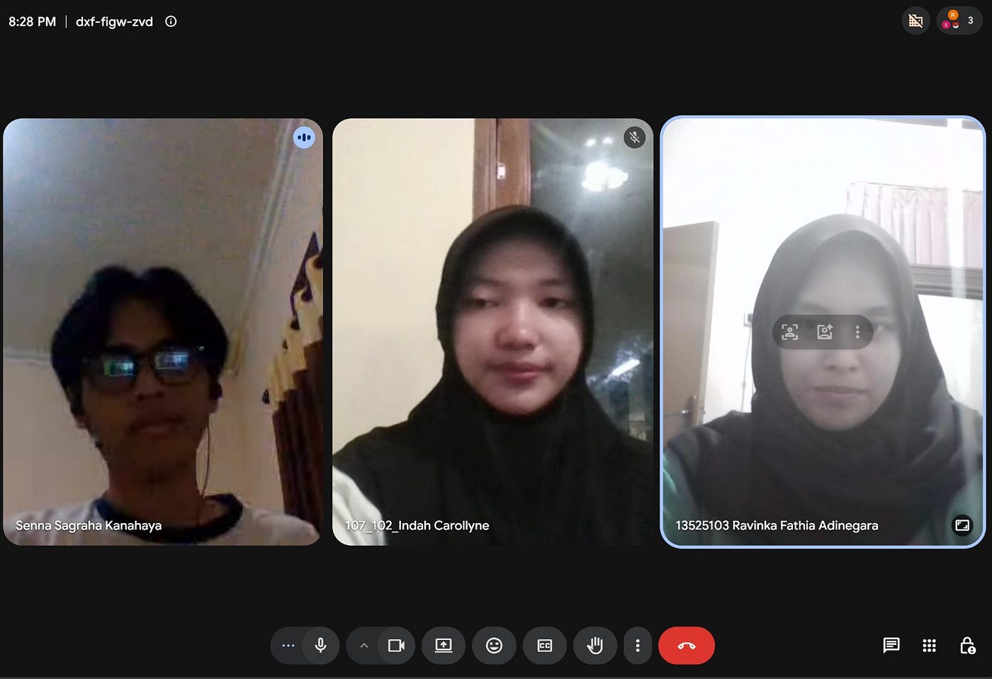 204_Ravinka Fathia Adinegara_Wawancara Stakeholder