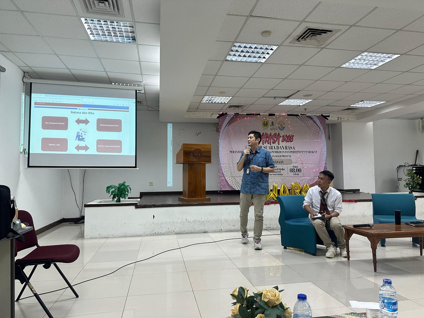 Bahasa, Pikiran, dan Cara Kita Melihat Dunia