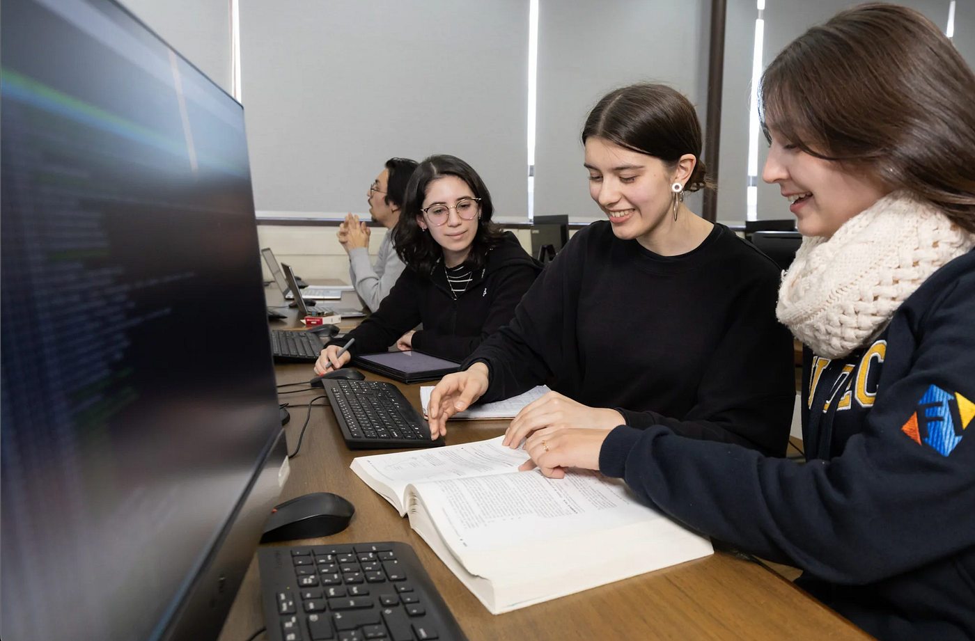 En el Biobío, los institutos profesionales igualan a la universidad: el milagro del empleo femenino…