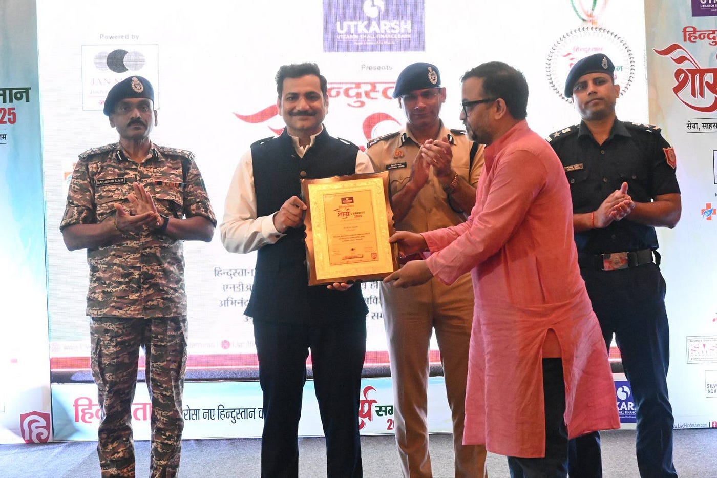 Jan Mitra Nyas was honored at the Hindustan Shaurya Samman 2025, organized by Hindustan , one of India’s leading newspapers, for supporting the recognition of courageous personnel from the Police, Traffic Police, CRPF, Army, Railway Police, and NDRF. The recognition was presented by Mohit Agarwal, ADG, Commissioner of Police, Varanasi, in the presence of dignitaries, celebrating the spirit of service, courage, and humanity.