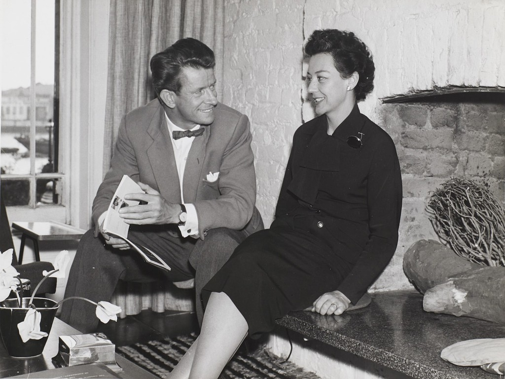 Robin and Lucienne Day /洋書 Robin and Lucienne Day: Pioneers in Modern Design: Jackson