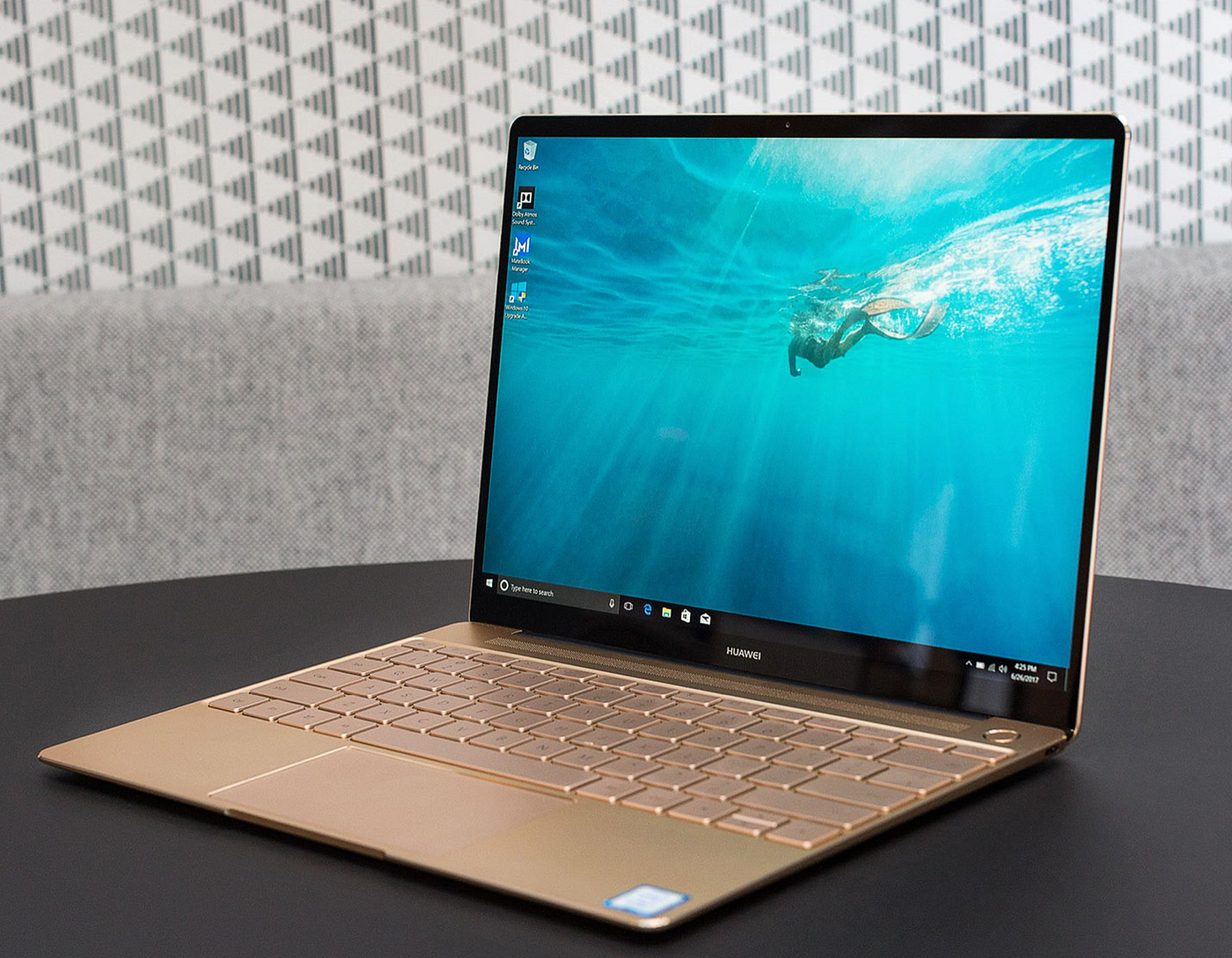 HUAWEI matebook x ジャンク Huawei Matebook X review: The cost of a Windows PC with a