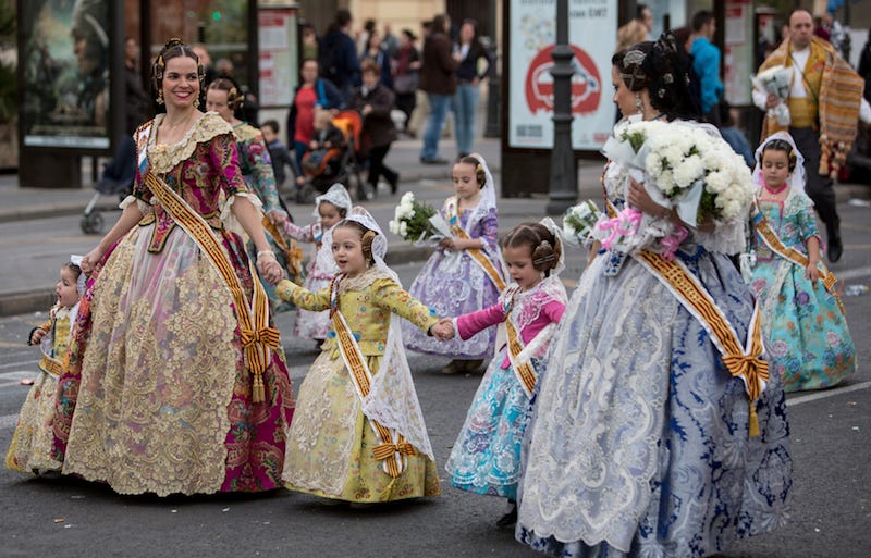 Traditional Clothing Of Spain | metropormetro.com