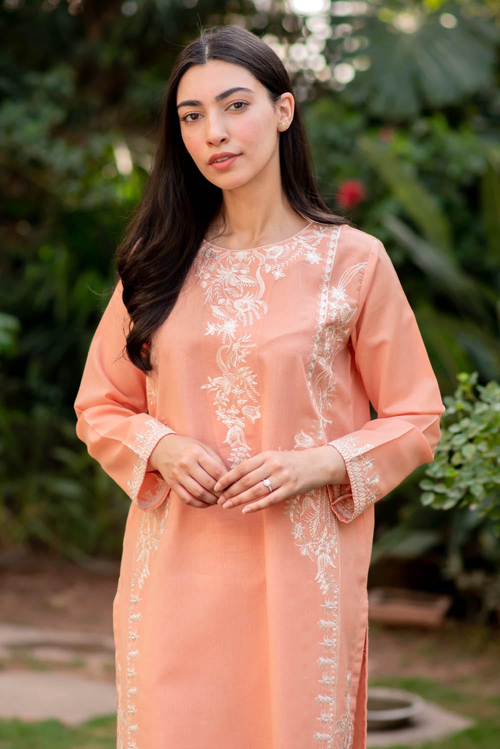 Emerging Women's Clothing Brands of Pakistan | by Muhammad Anzal | Medium Emerging Women's Clothing Brands of Pakistan | by Muhammad Anzal | Medium