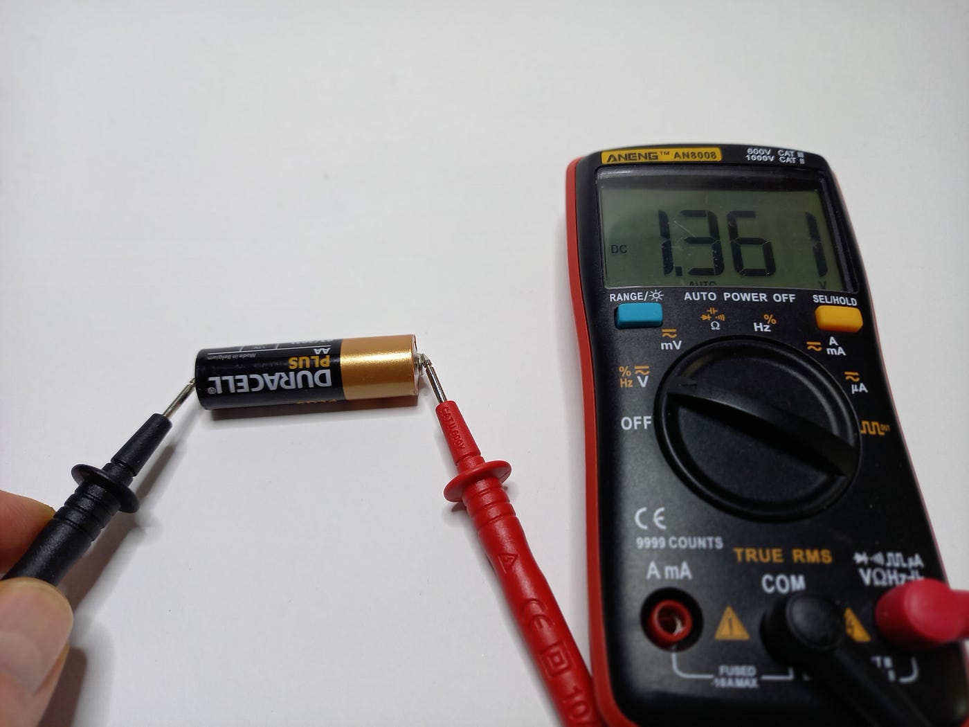 Understanding and measuring AA-Batteries | by Stefan Aeschbacher | Medium