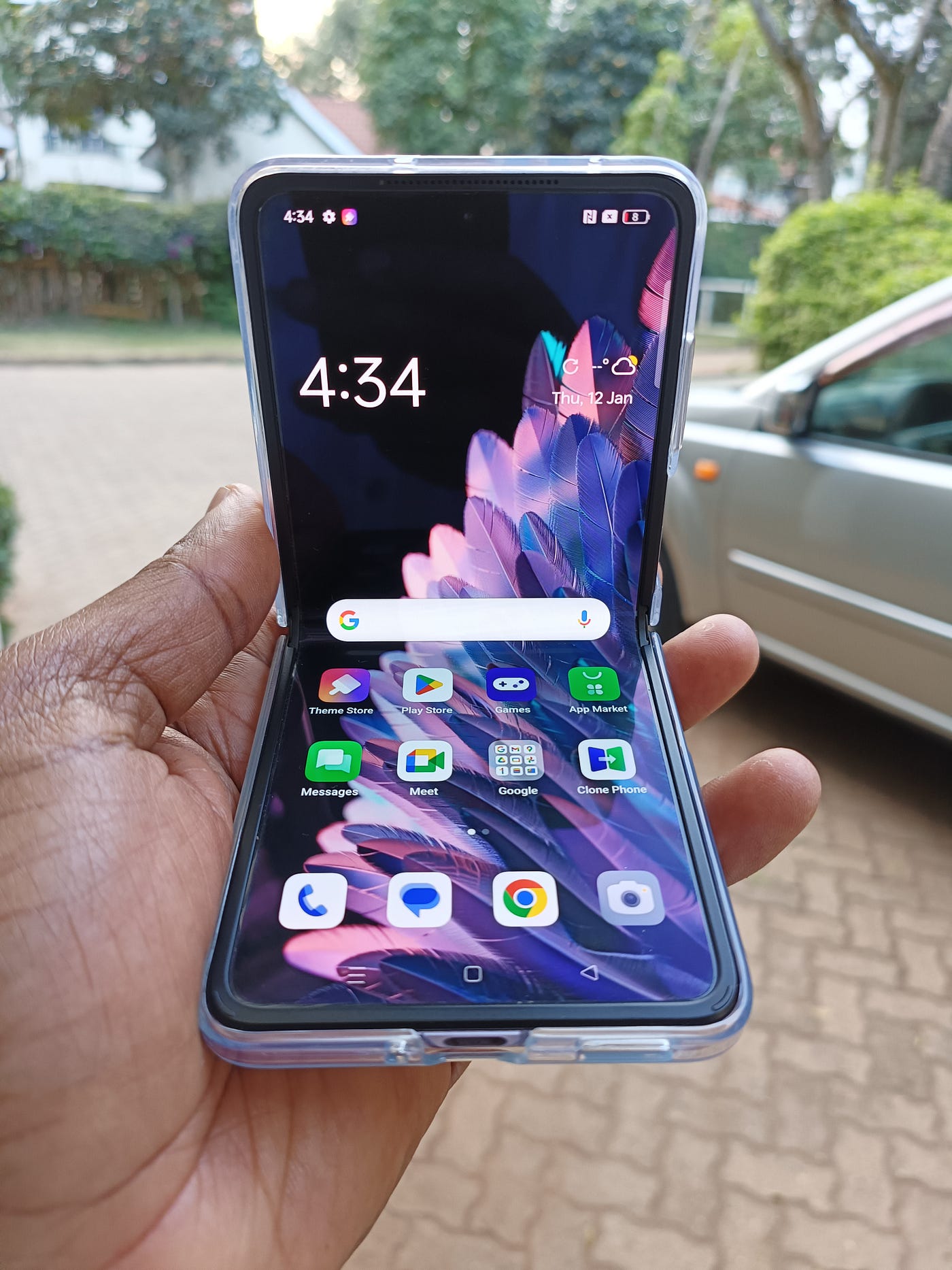 Samsung Galaxy Z Flip 4 Price in Kenya - Phone Place Kenya