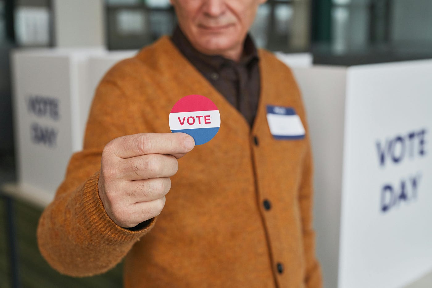 Rebecca Schweitzer Iowa: What the Governor’s Race Tossup Means for 2026