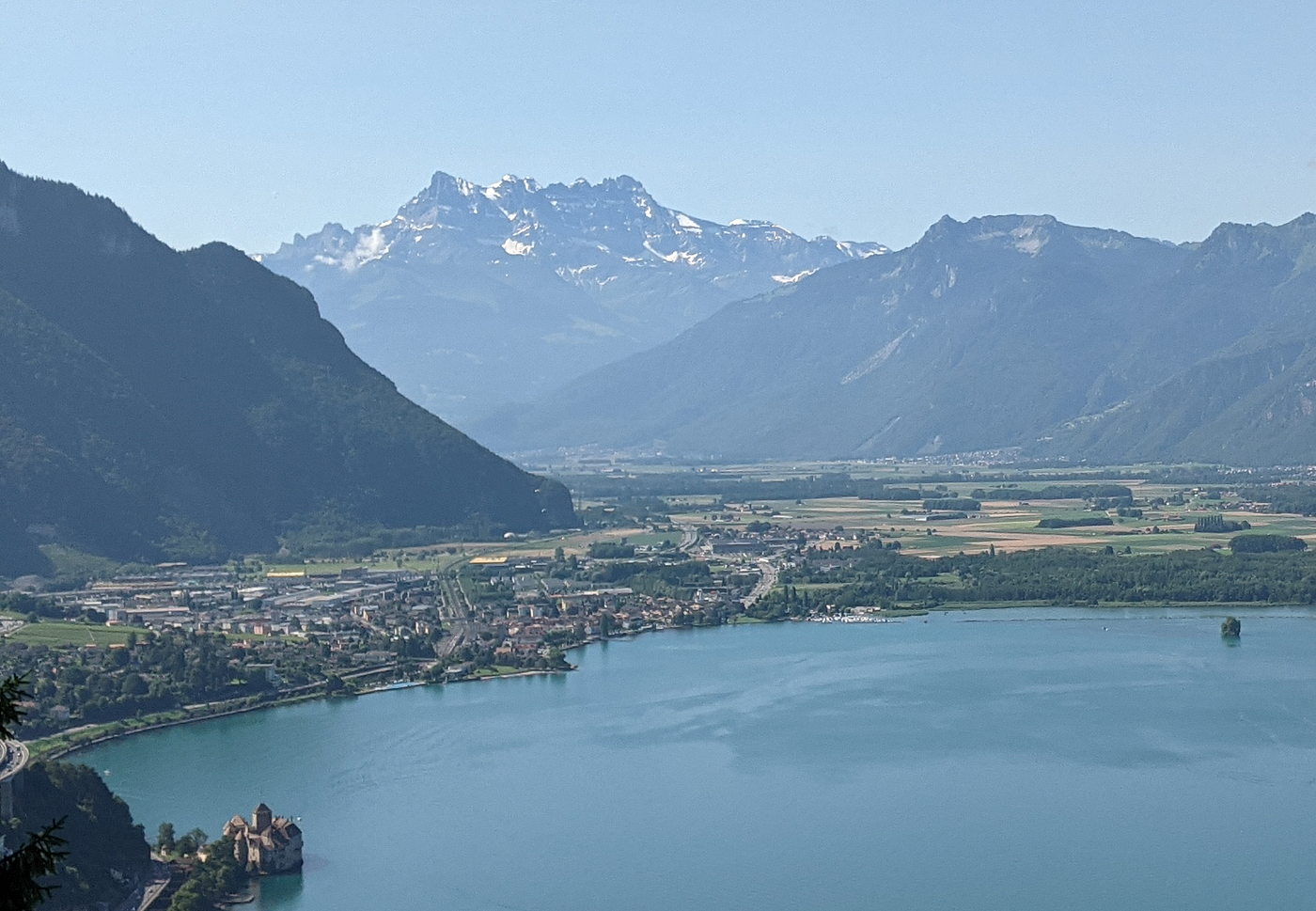 Flower-spotting hike up from Montreux + alpine garden + century
