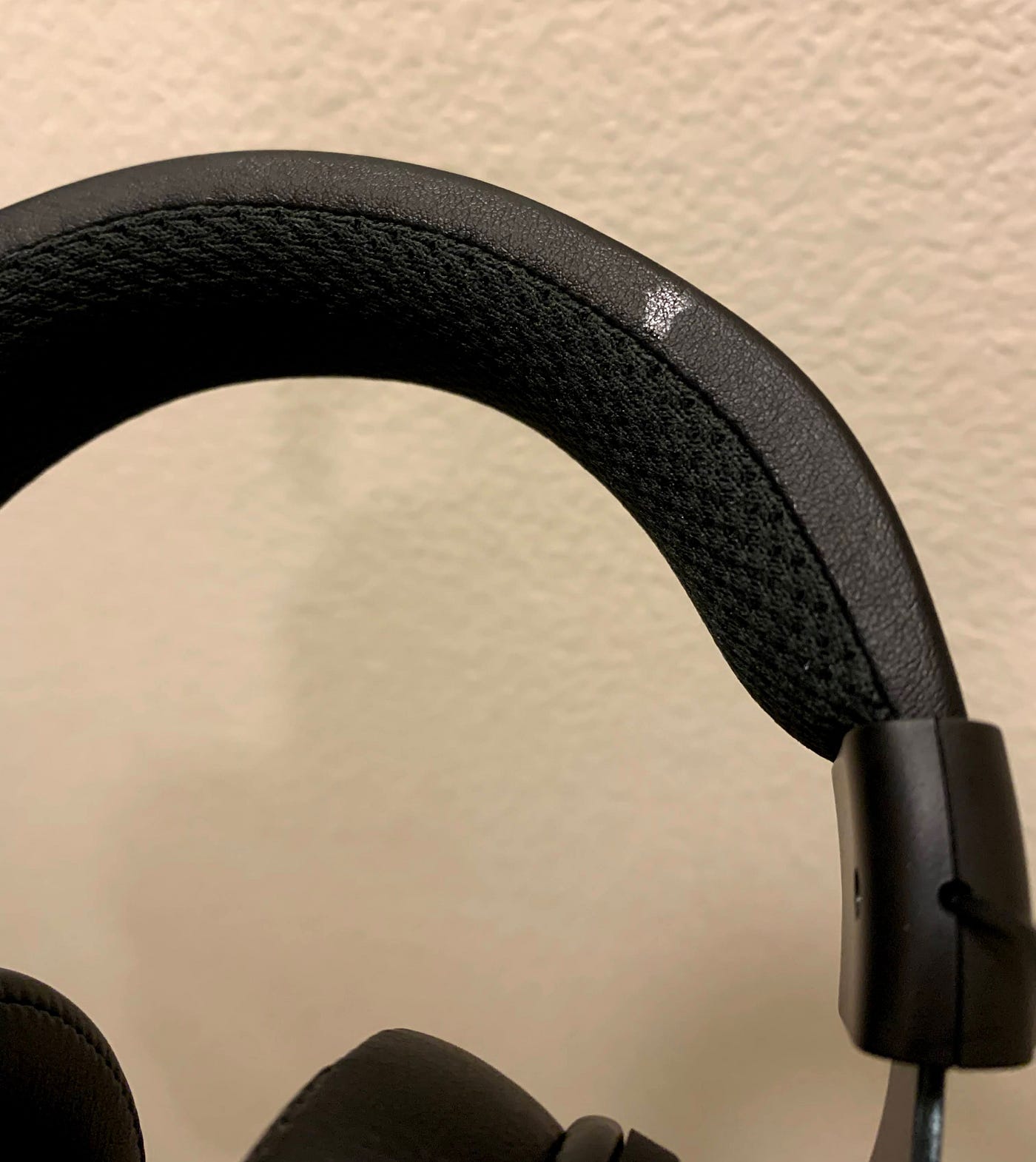 The Fnatic React Gaming Headset is a Divergent Disappointment, by Alex  Rowe