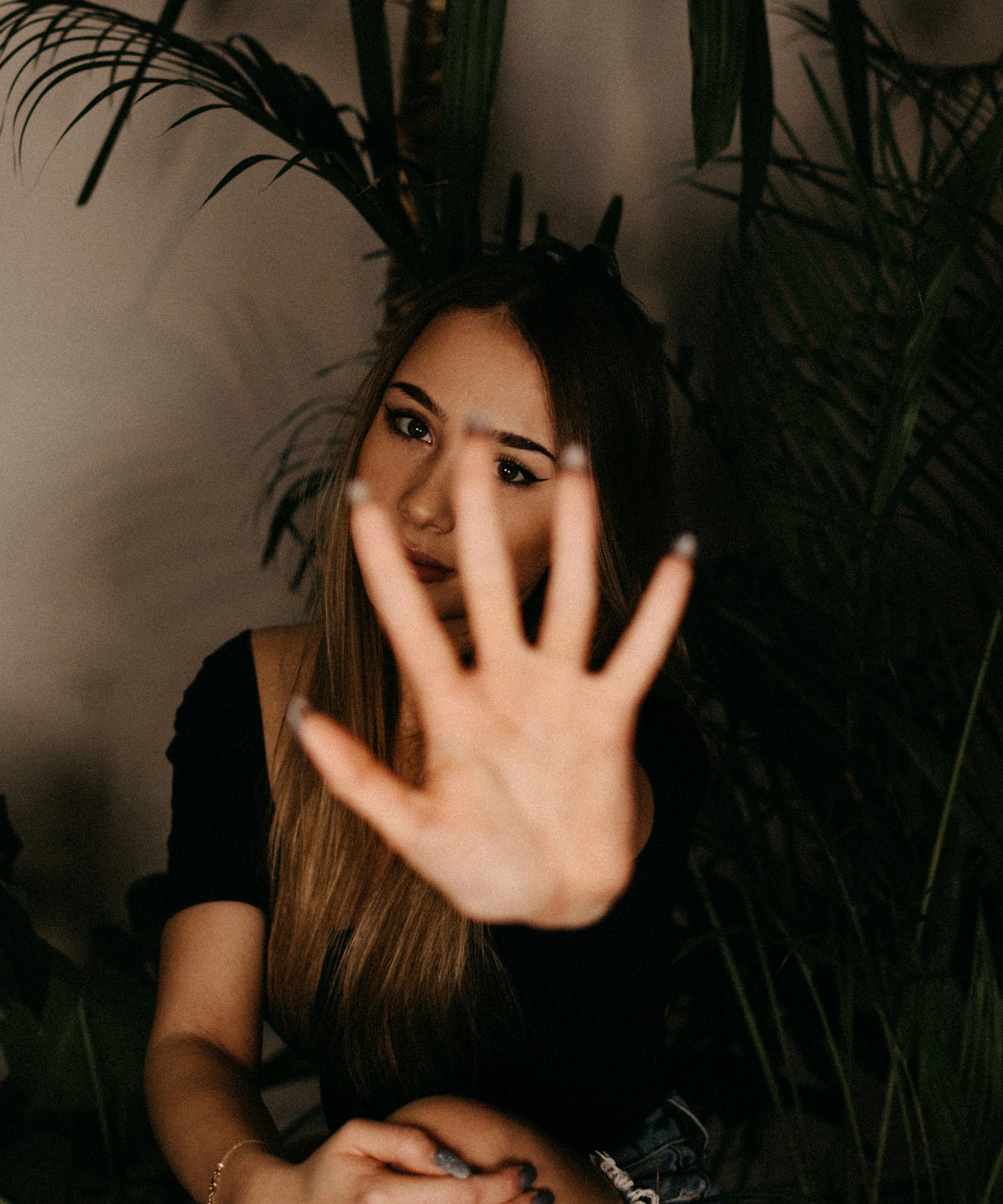 Why Talking With Your Hands Makes You a Better Communicator