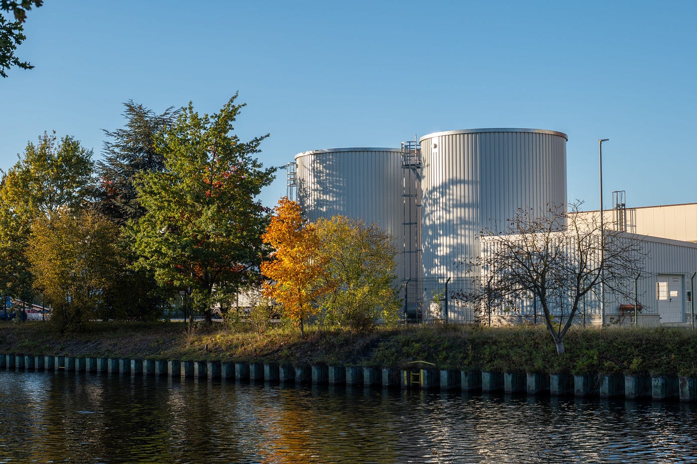 ENVIRONMENTAL REGULATORY IMPLICATIONS OF RECENT STORAGE TANK INCIDENTS