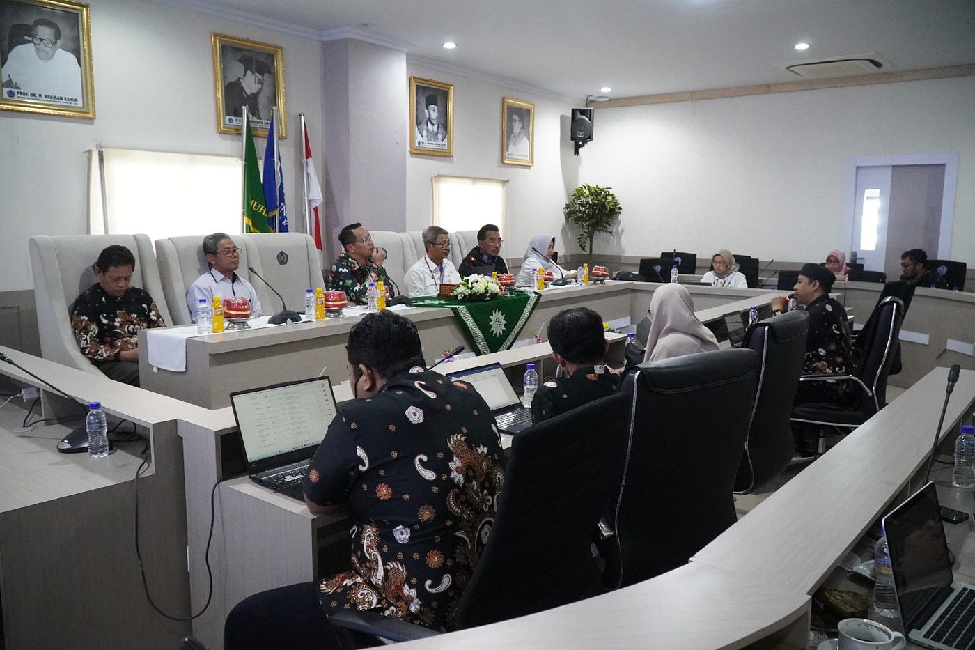 Target Berikan Layanan Terbaik, LAMDIK Lakukan Monev ke Unismuh Makassar