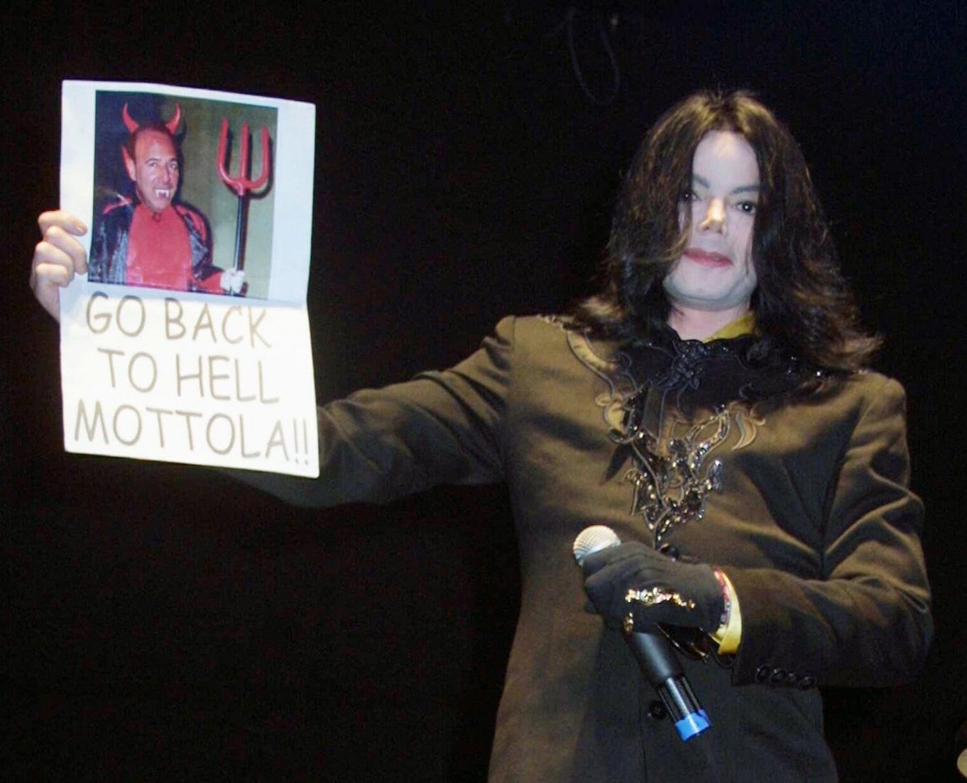 Michael Jackson e Tommy Mottola. Michael Jackson e o ex- diretor… | by MJ  Beats | MJ Beats | Tudo sobre Michael Jackson