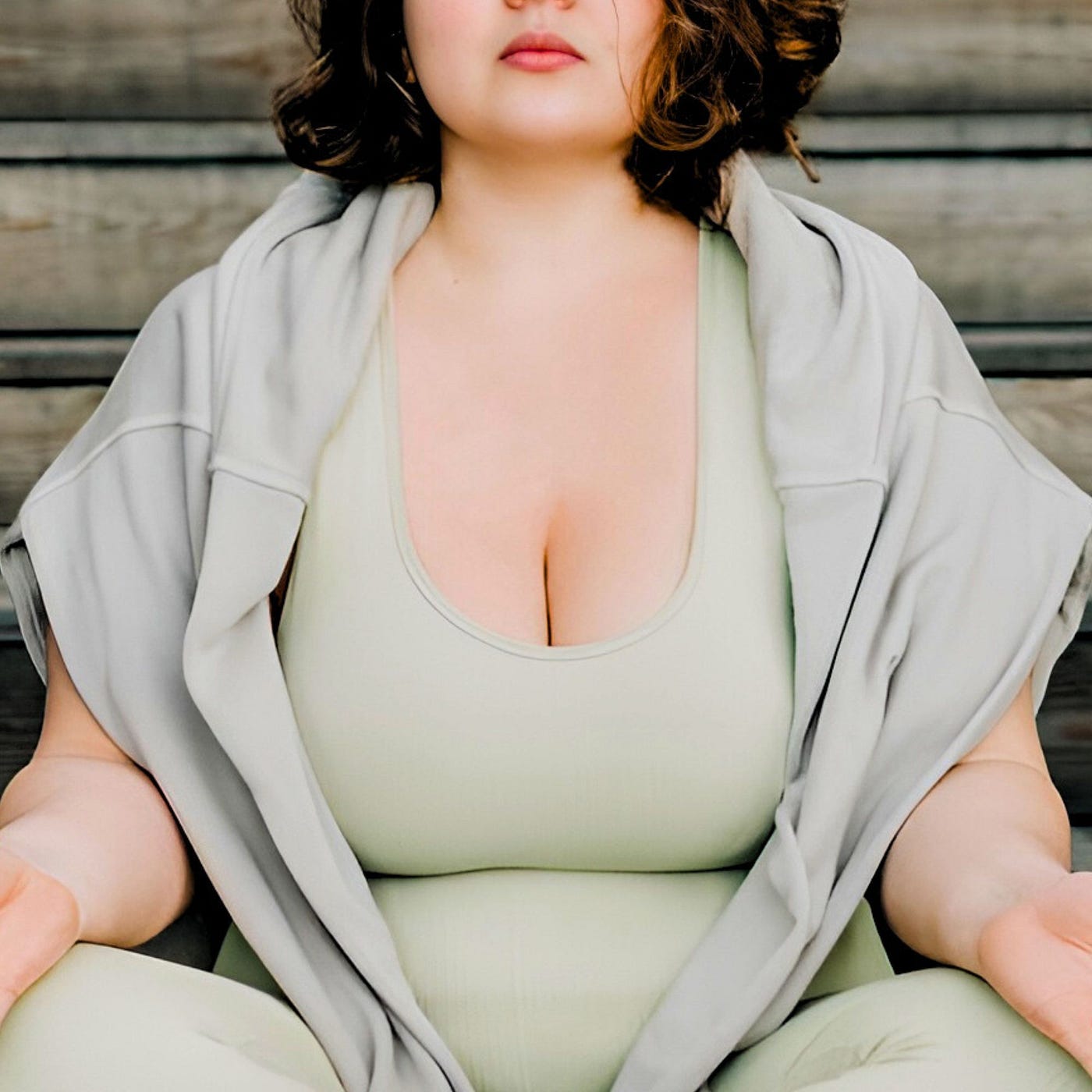 The Pros and Cons of Having Big Boobs, by Julia, BoobTalk Magazine